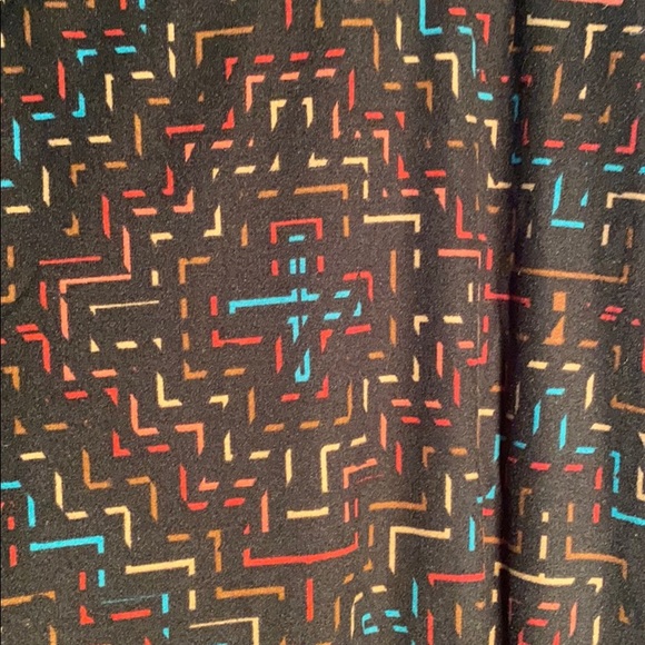 LulaRoe TC tall and curvy leggings - Picture 3 of 4